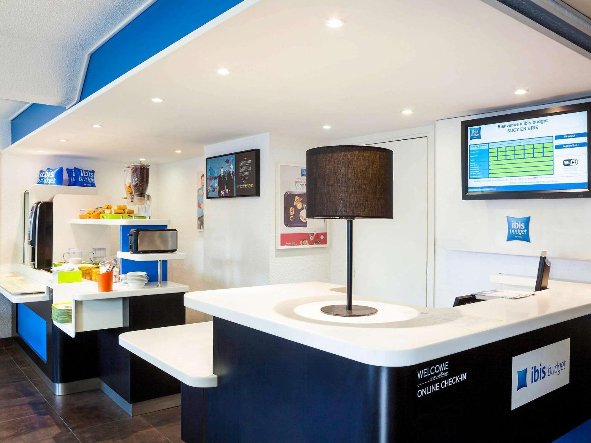 Ibis Budget Sucy En Brie Εξωτερικό φωτογραφία