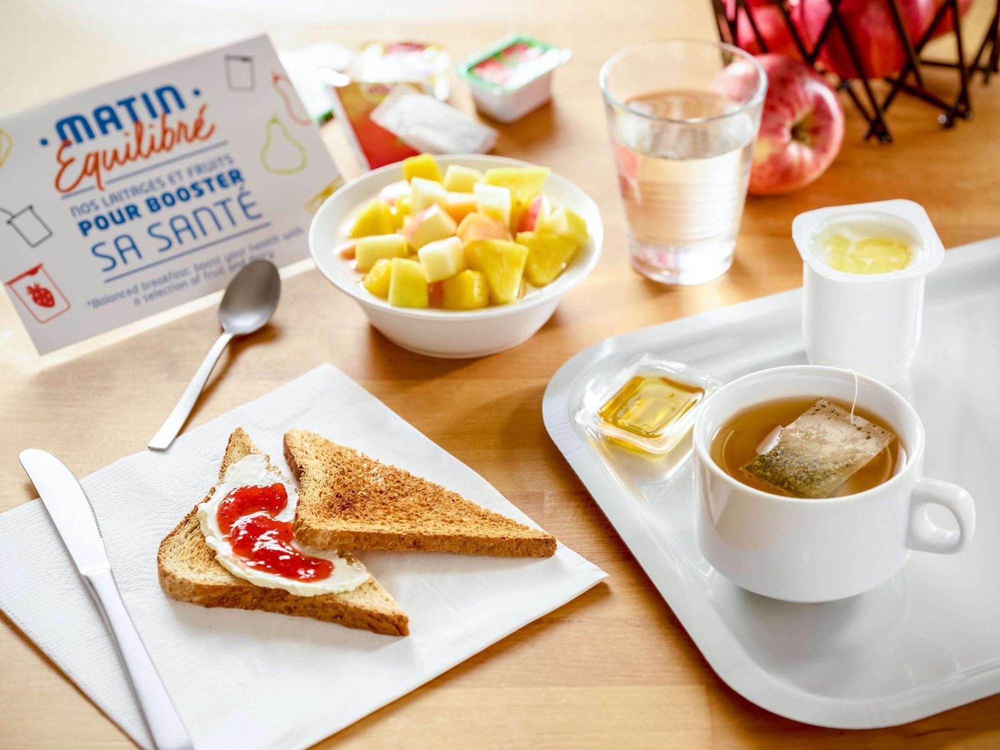 Ibis Budget Sucy En Brie Εξωτερικό φωτογραφία