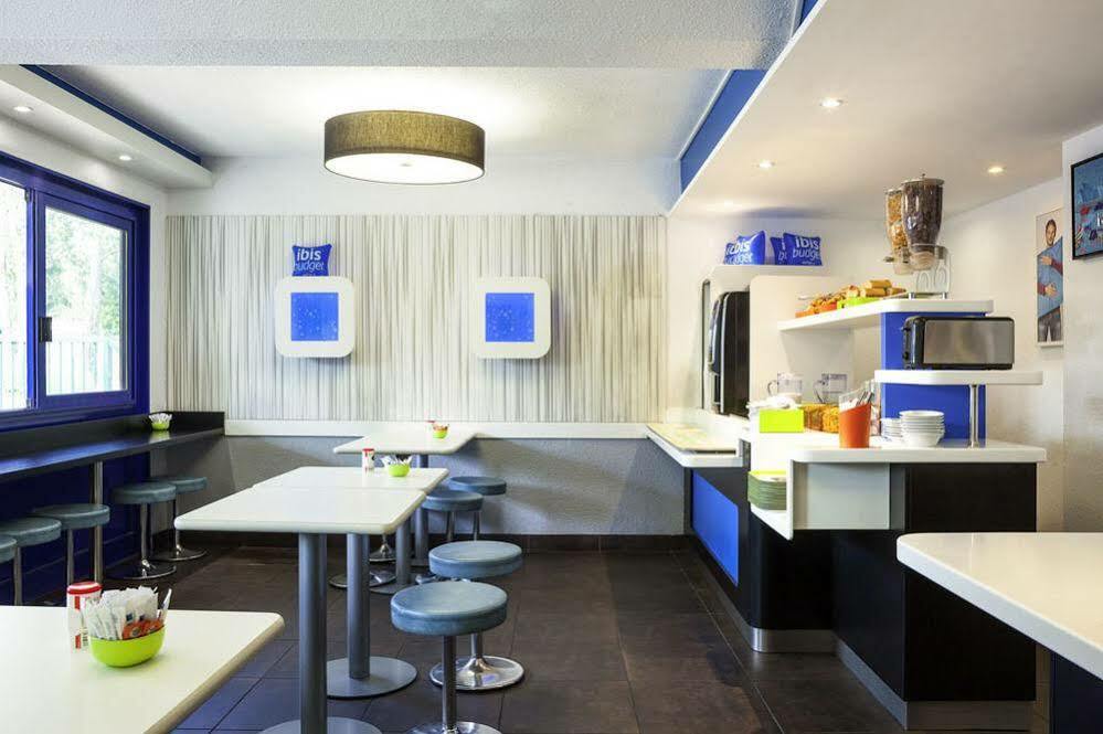 Ibis Budget Sucy En Brie Εξωτερικό φωτογραφία